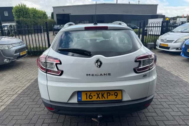 Renault Mégane (2012) thumbnail 3