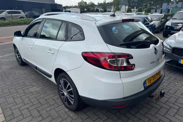 Renault Mégane (2012) thumbnail 4