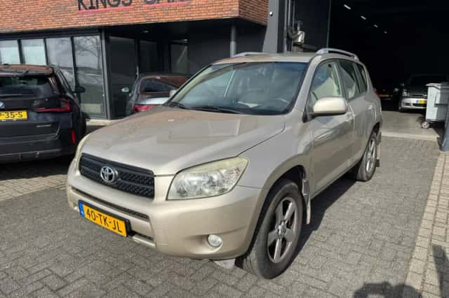 Toyota RAV4 (2006) thumbnail 1