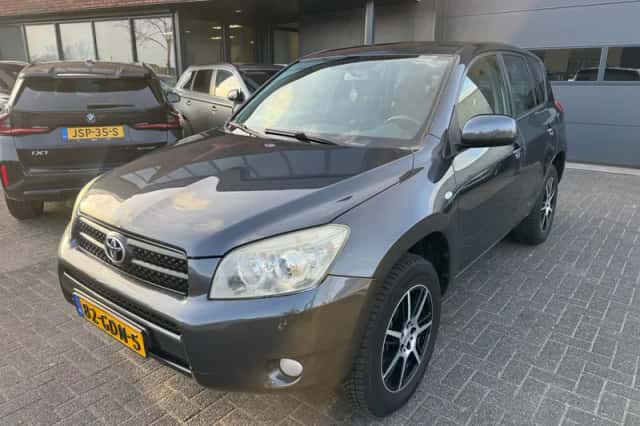 Toyota RAV4 (2006) thumbnail 1