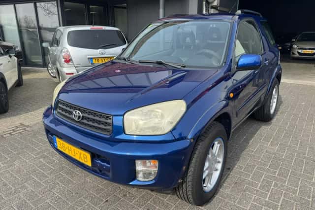 Toyota RAV4 (2001) thumbnail 1