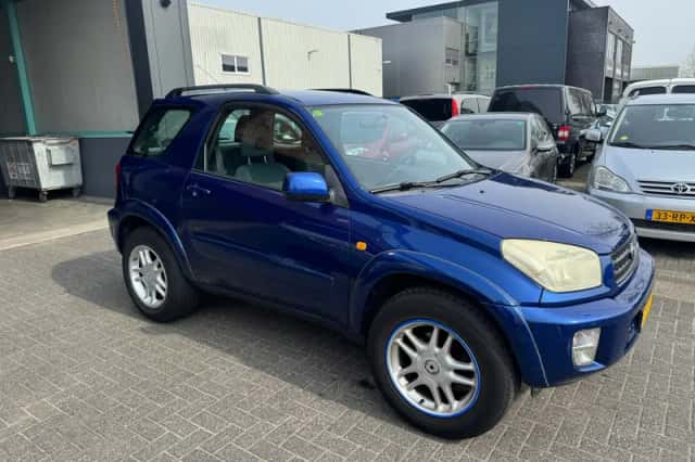 Toyota RAV4 (2001) thumbnail 6