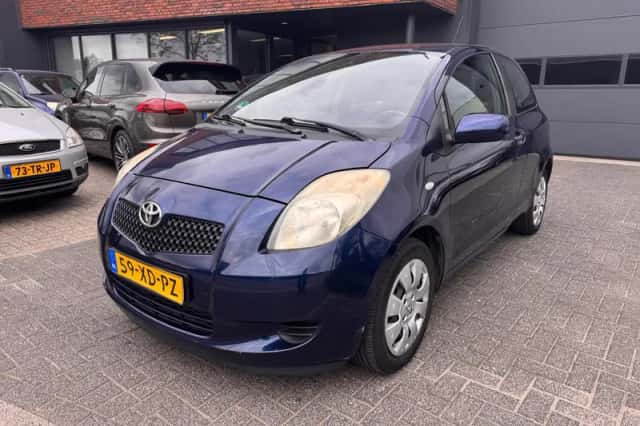 Toyota Yaris (2007) thumbnail 1