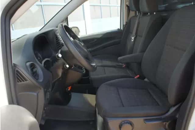 Mercedes-Benz Vito (2019) thumbnail 5