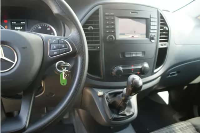 Mercedes-Benz Vito (2019) thumbnail 6