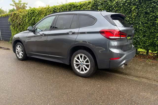 BMW X1 (2021) thumbnail 3