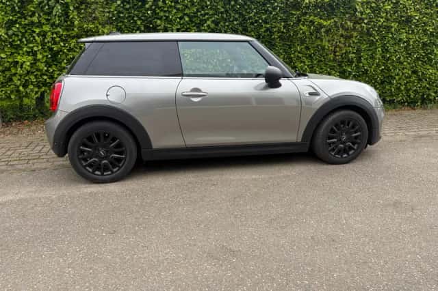 MINI One (2018) thumbnail 6