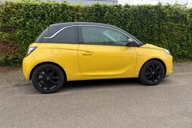Opel Adam (2016) thumbnail 5