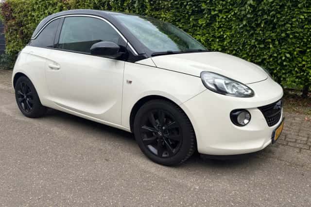 Opel Adam (2016) thumbnail 5