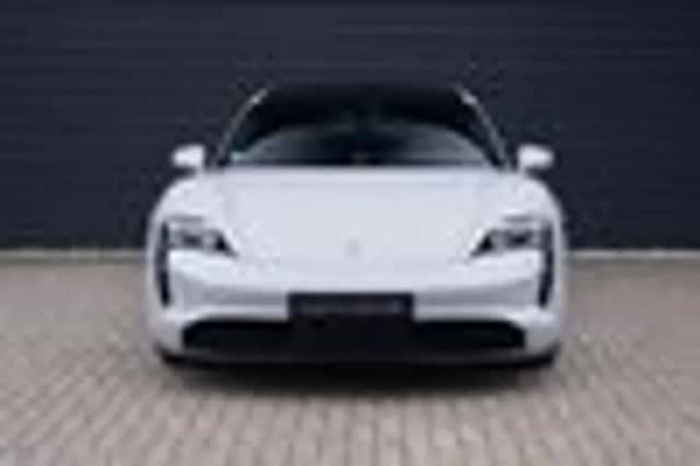 Porsche Taycan (2022) thumbnail 53