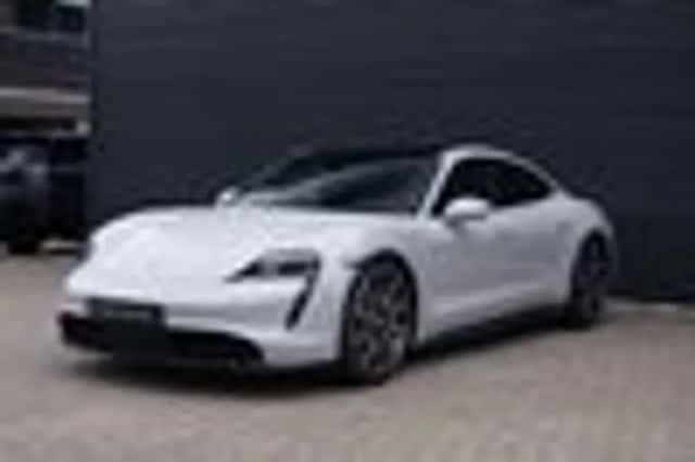 Porsche Taycan (2022) thumbnail 54