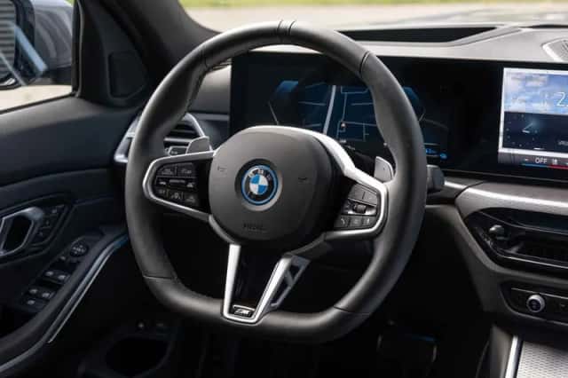 BMW 3-Serie (2024) thumbnail 11