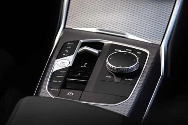 BMW 3-Serie (2024) thumbnail 13