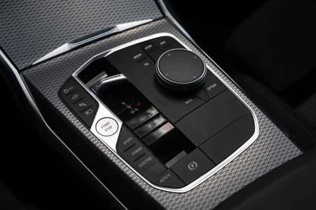 BMW 3-Serie (2024) thumbnail 23