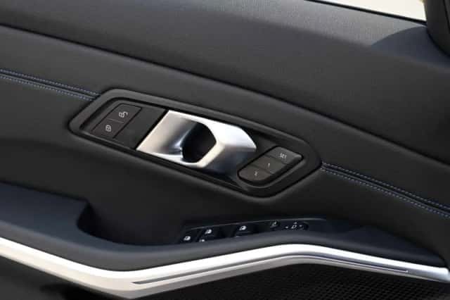 BMW 3-Serie (2024) thumbnail 30