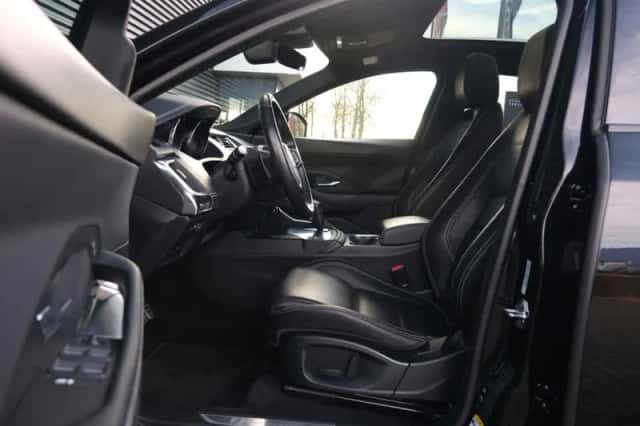 Jaguar E-Pace (2018) thumbnail 15