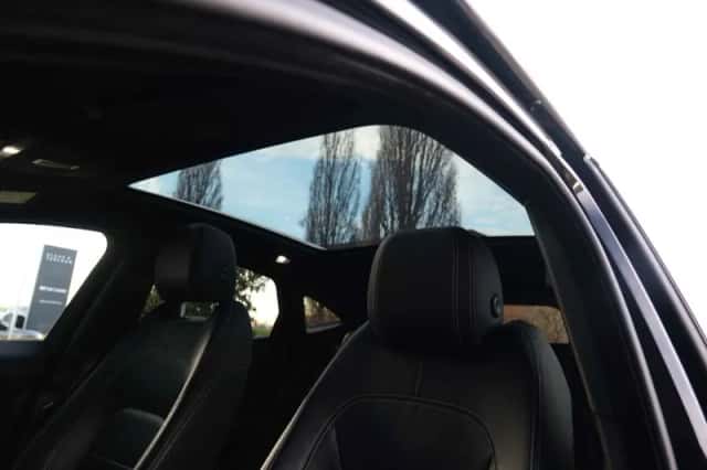 Jaguar E-Pace (2018) thumbnail 19