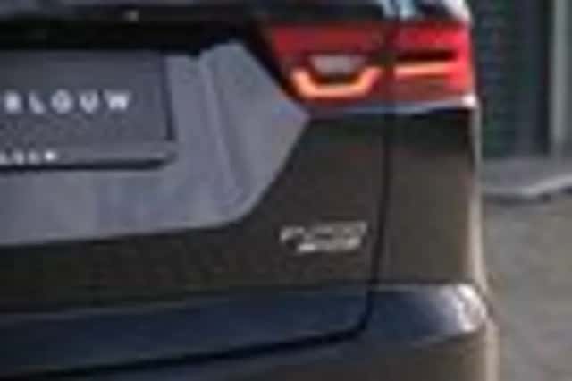 Jaguar E-Pace (2018) thumbnail 47
