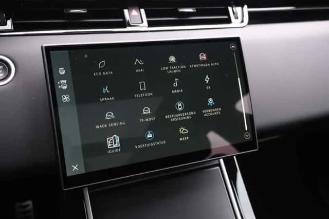 Land Rover Range Rover Evoque (2026) thumbnail 32