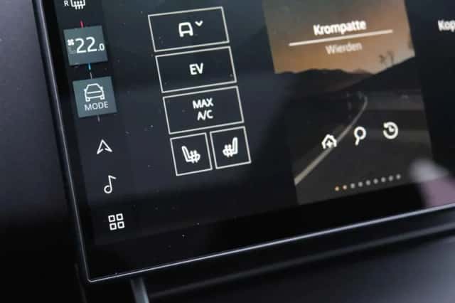 Land Rover Range Rover Evoque (2026) thumbnail 33