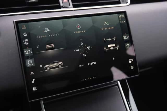 Land Rover Range Rover Evoque (2026) thumbnail 36
