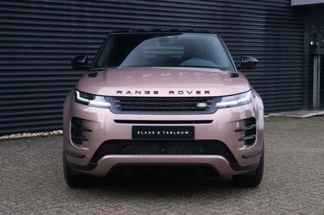 Land Rover Range Rover Evoque (2026) thumbnail 2