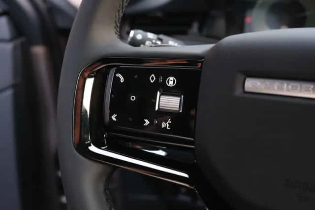 Land Rover Range Rover Evoque (2026) thumbnail 22