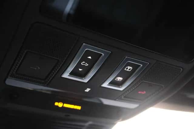 Land Rover Range Rover Evoque (2026) thumbnail 26