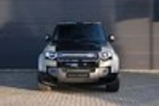 Land Rover Defender (2023) thumbnail 45