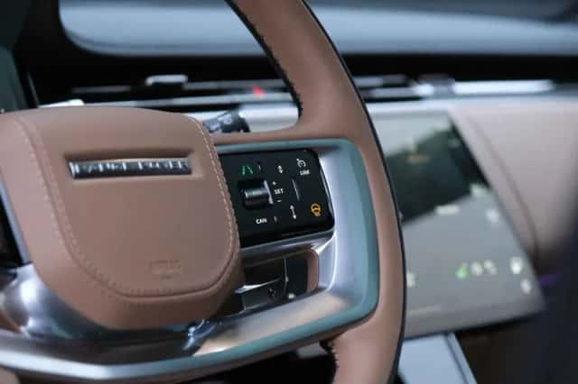Land Rover Range Rover (2025) thumbnail 18