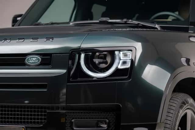 Land Rover Defender (2026) thumbnail 2