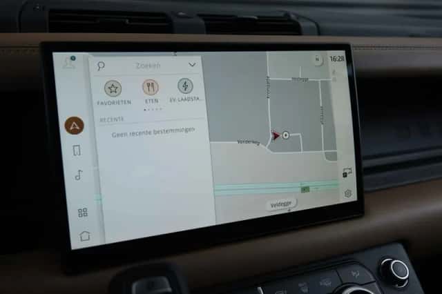 Land Rover Defender (2026) thumbnail 39