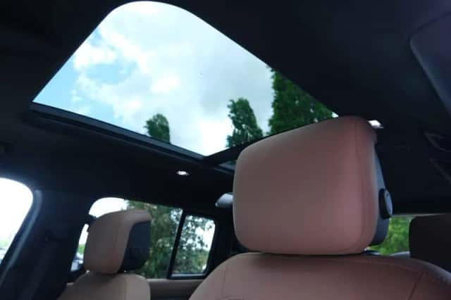 Land Rover Defender (2026) thumbnail 49