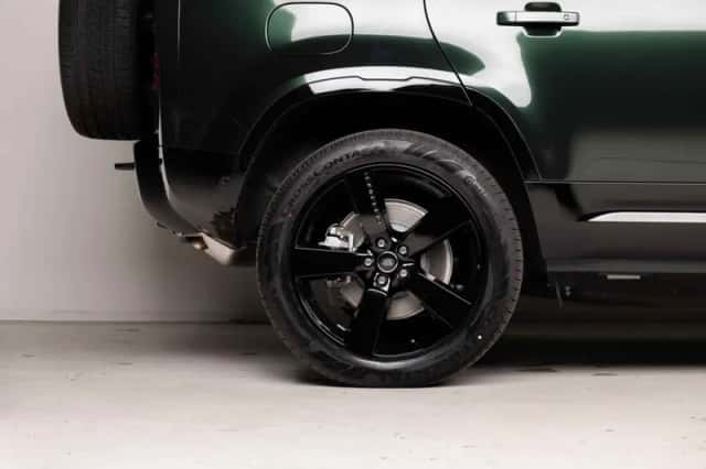 Land Rover Defender (2026) thumbnail 7