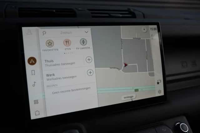 Land Rover Defender (2026) thumbnail 41