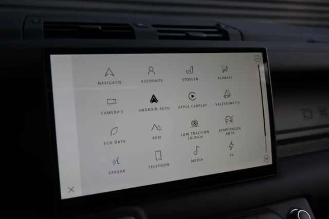 Land Rover Defender (2026) thumbnail 42