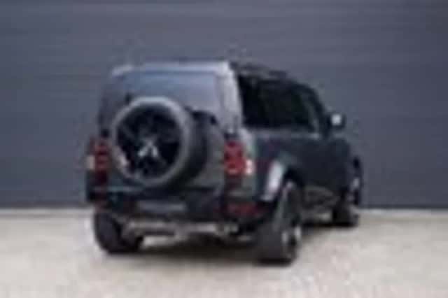 Land Rover Defender (2025) thumbnail 18