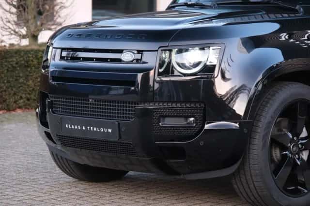 Land Rover Defender (2025) thumbnail 16