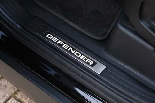 Land Rover Defender (2025) thumbnail 21