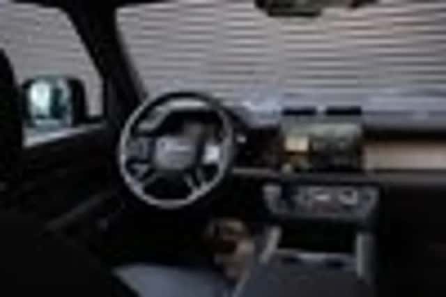 Land Rover Defender (2025) thumbnail 58