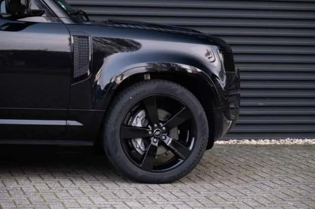 Land Rover Defender (2025) thumbnail 8