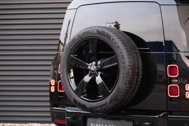 Land Rover Defender (2025) thumbnail 10