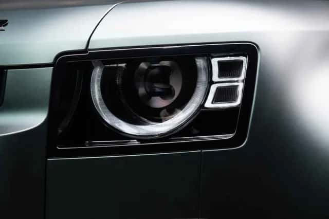 Land Rover Defender (2026) thumbnail 3