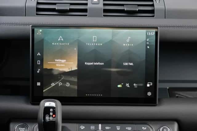 Land Rover Defender (2026) thumbnail 34