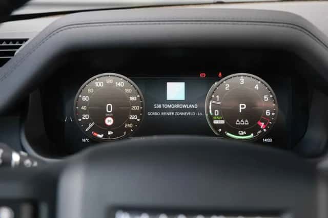 Land Rover Defender (2026) thumbnail 39