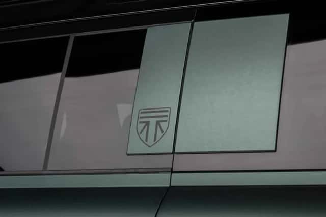 Land Rover Defender (2026) thumbnail 7