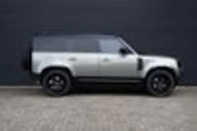 Land Rover Defender (2025) thumbnail 36