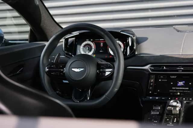 Aston Martin Vantage (2025) thumbnail 22