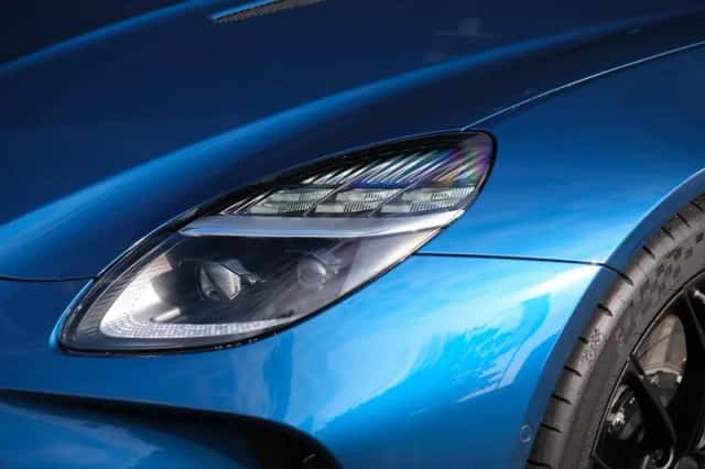 Aston Martin Vantage (2025) thumbnail 6