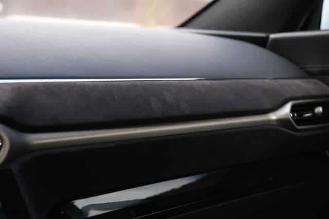 Aston Martin Vantage (2025) thumbnail 60
